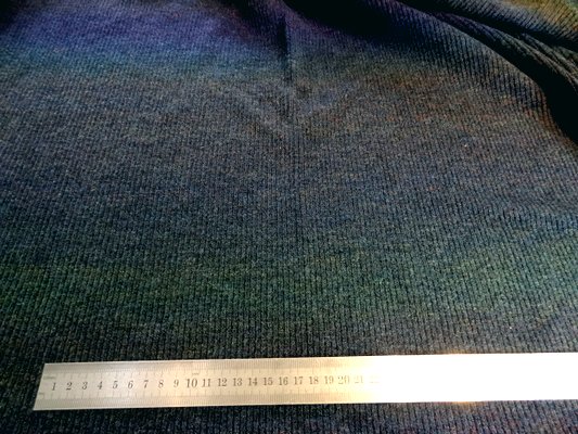 Laine côtelée dégradée pétrole 01