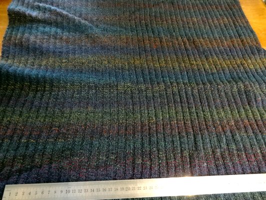 Laine côtelée dégradée pétrole 05