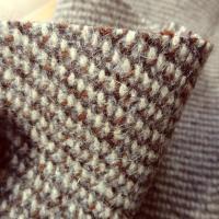 Laine epaisse chinee beige et noisette 2 