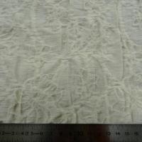 Laine melangee ecrue froissee motif faconne fleuri 3 