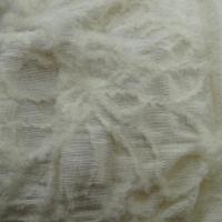 Laine melangee ecrue froissee motif faconne fleuri 5 