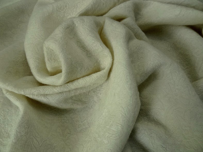 Laine melangee ecrue motif jacquard 5