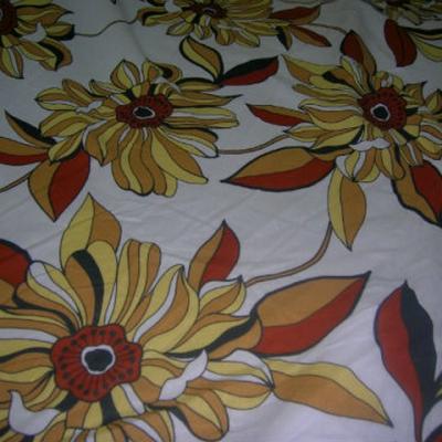 Lin blanc casse fleurs de gazania jaune rouille 1 