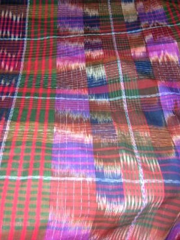 Lin madras violet 1