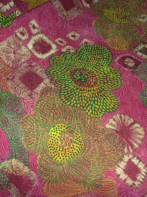 Lin rose framboise motif fleurs en pointillisme 1 