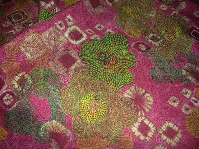 Lin rose framboise motif fleurs en pointillisme 1