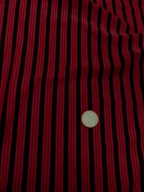 Lycra a rayures rouge noir