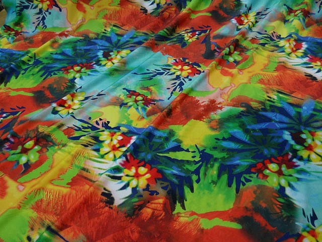 Lycra ara macao fleuri 2