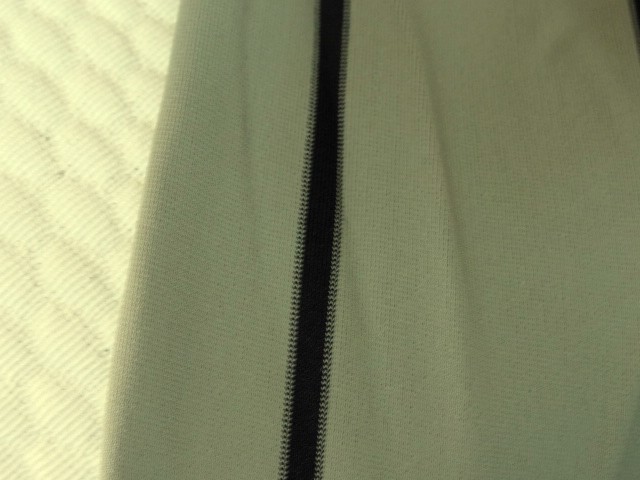 Lycra beigeasse rayures craie 3