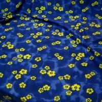 Lycra bleu saphir tapis de fleurs 2 
