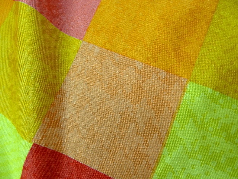 Lycra carreaux et pied de coq teintes acidulees 5