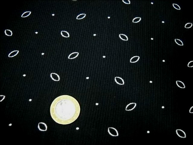 Lycra cotele noir pois et grains de riz 3