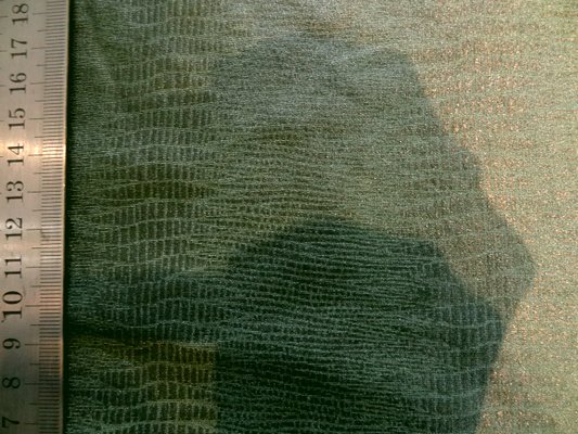 Lycra peau de serpent vert chrome 02