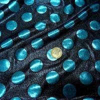 Lycra disco a pois bleu celeste 1 