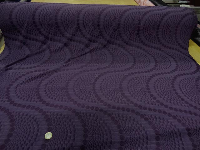 Lycra faconne art deco teinte violet zinzolin 1