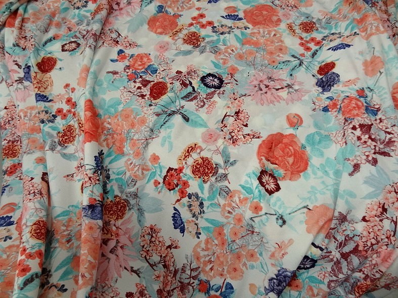 Lycra fin blanc fleuri teintes saumon bleu 1