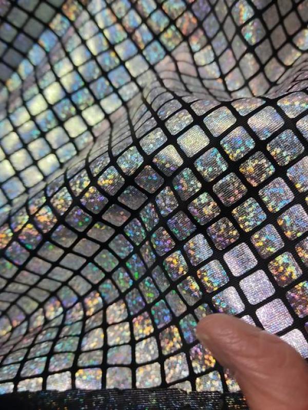 Lycra fin noir avec cubes paillettes arc en ciel 1