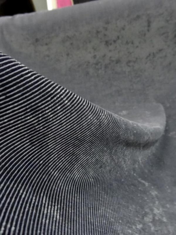Lycra finement cotele moire noir et gris perle 2 