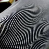 Lycra finement cotele moire noir et gris perle 4 