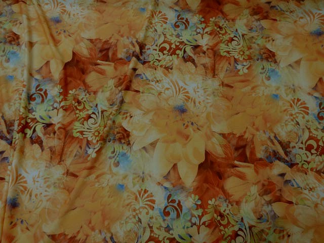 Lycra fleur de nenuphar teintes aurore et corail 3