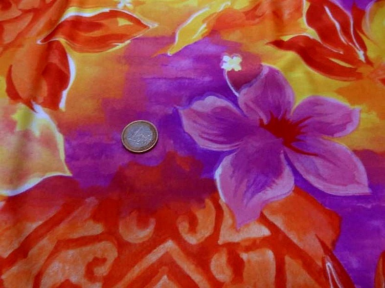 Lycra fleurs exotiques rose magenta 3