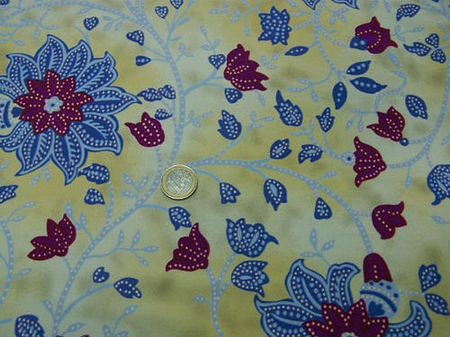 Lycra fond marbre jaune pale fleurs passiflore 5