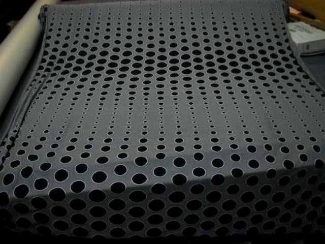 Lycra gris et noir a pois effet de volume 1