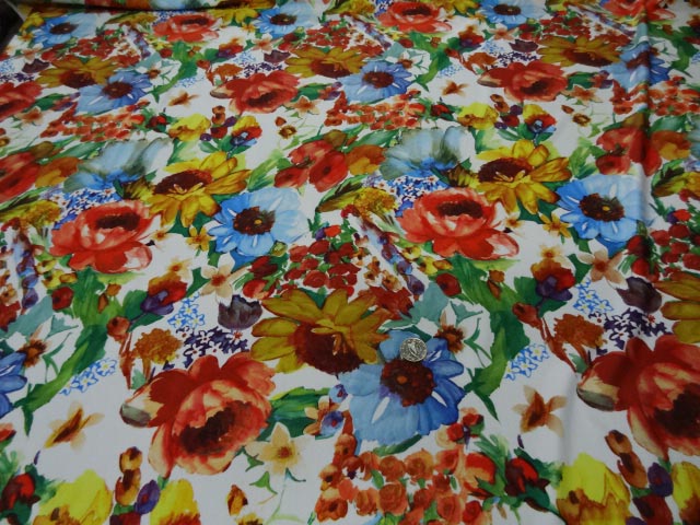Lycra imprime fleurs vives 1