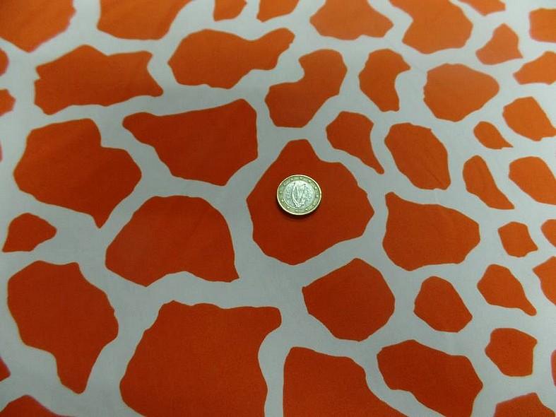 Lycra imprime taches de girafe fond blanc motif orange et jus d orange 3