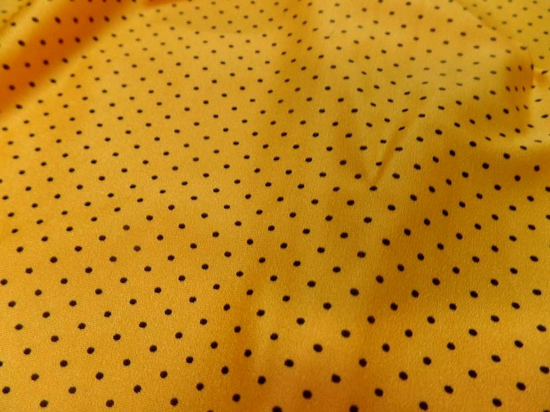 Lycra jaune bouton d or pois noir fin 5
