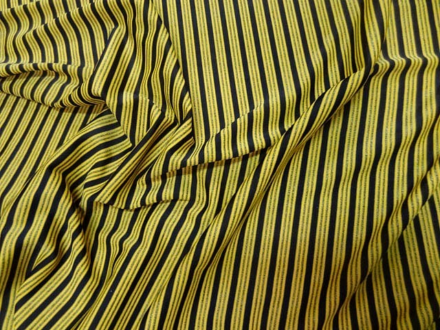 Lycra jaune rayures et lignes 3
