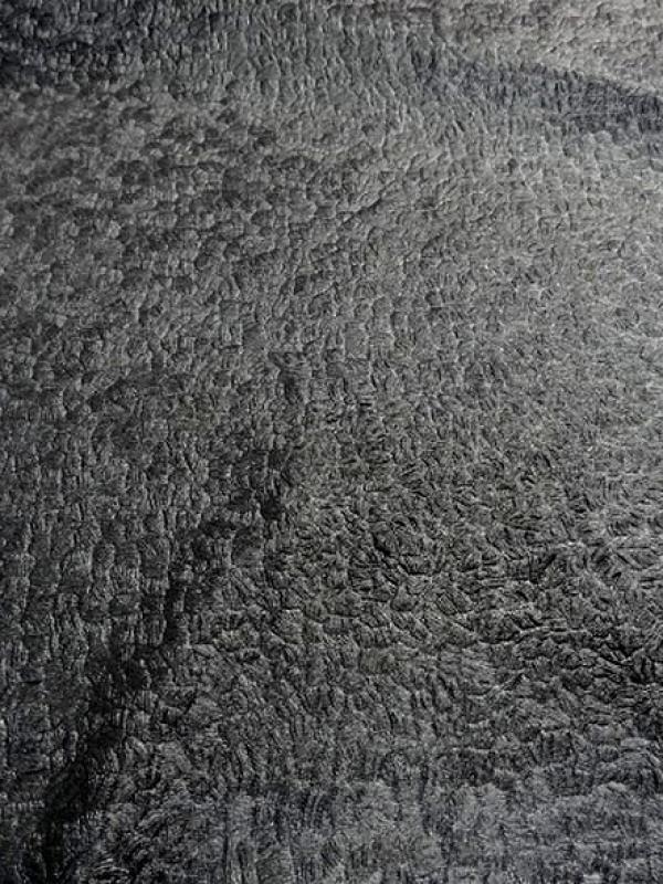 Lycra noir motif frappe satine 2