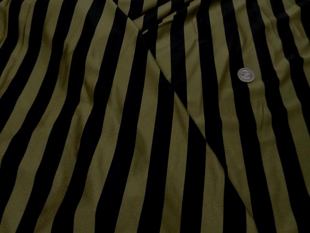 Lycra or vert et noir rayures bagnard 2