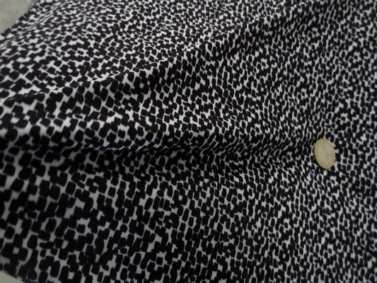 Lycra petits carreaux noir sur blanc 01 2