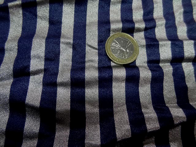 Lycra raye bleu nuit et gris metal 1
