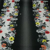 Lycra raye effet clair obscur et fleurs 1 
