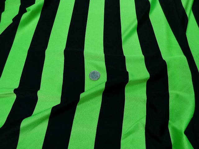 Lycra rayures bagnard larges vert pomme et noir 3