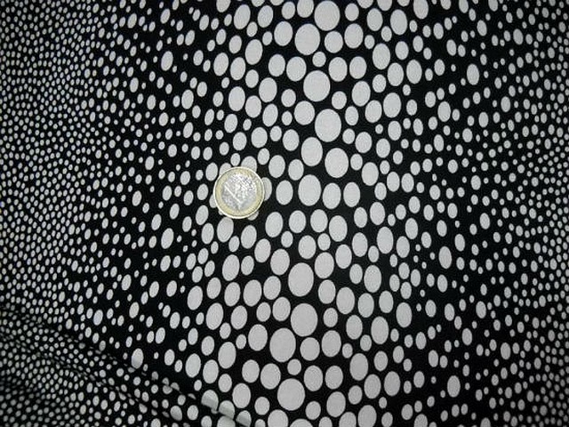 Lycra rayures de pois en perspective blanc noir 1 1