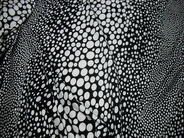 Lycra rayures de pois en perspective blanc noir 1 
