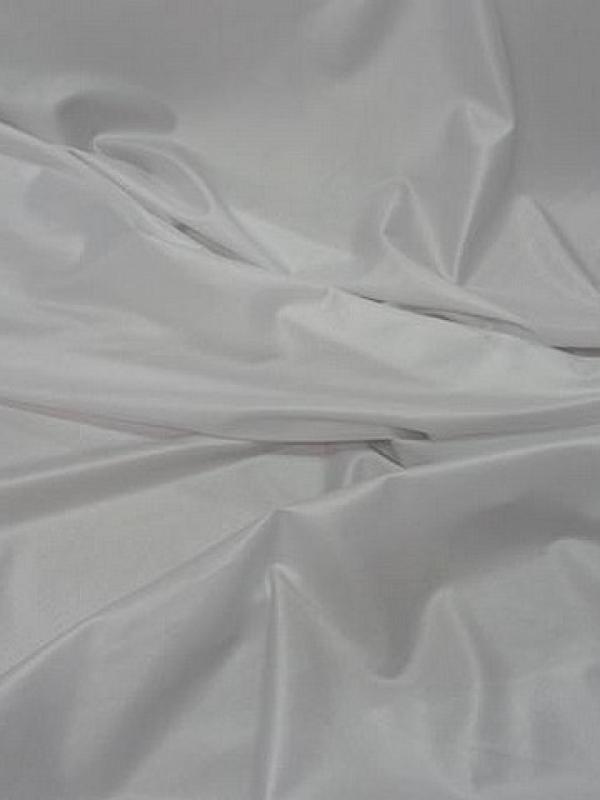 Lycra satine fin blanc 1