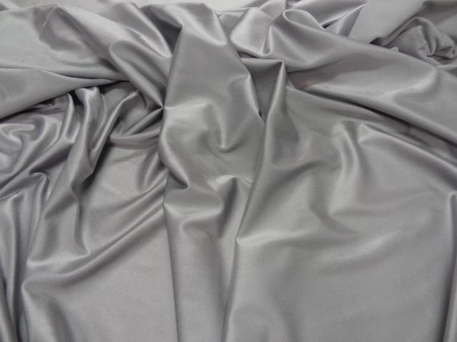 Lycra satine gris perle 1