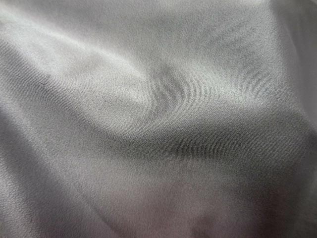 Lycra satine gris perle 1