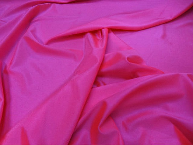 Lycra satine rose fluo 1
