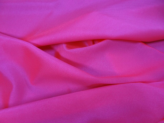 Lycra satine rose fluo 3