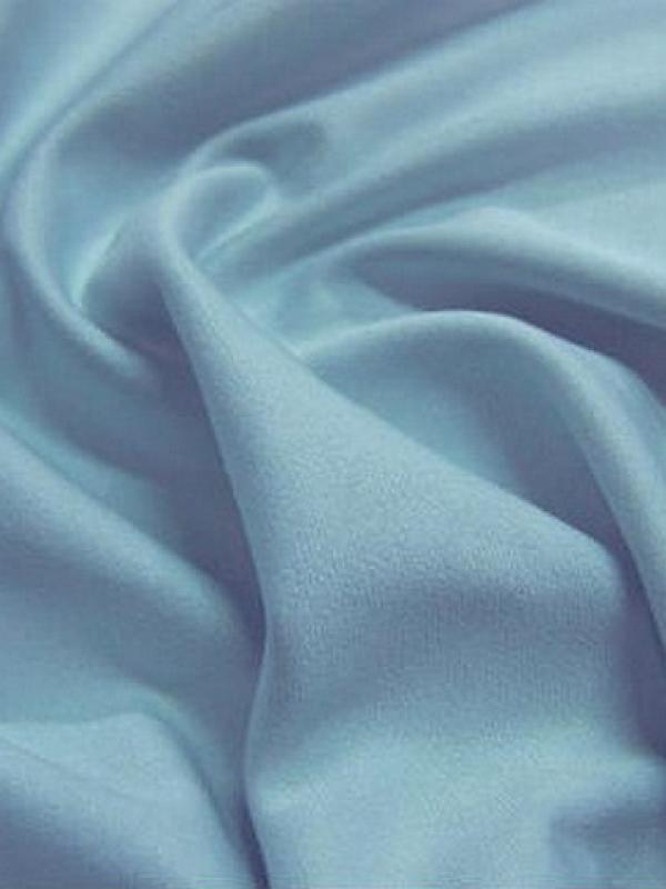 Lycra toucher peau de peche bleu ciel clair