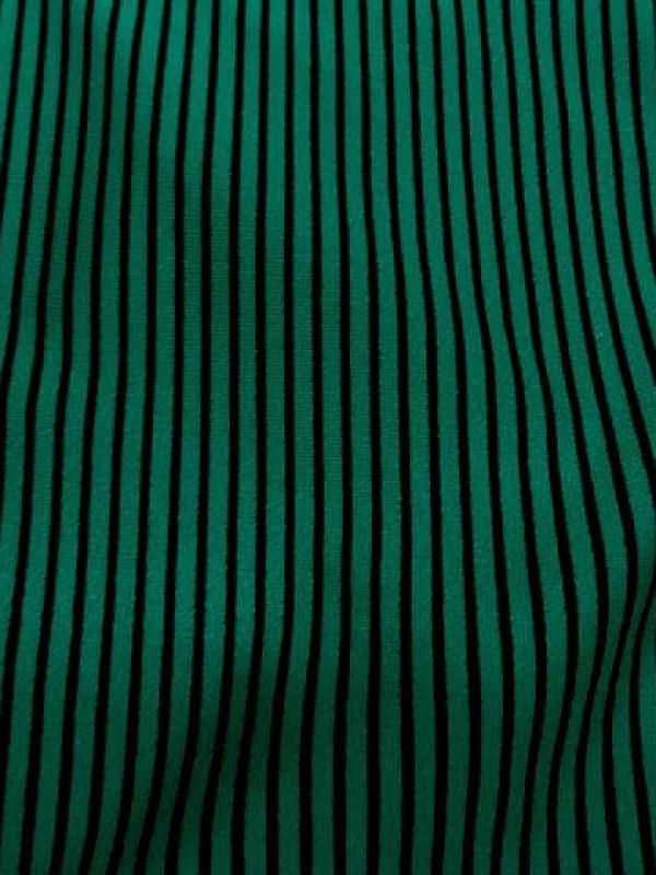 Lycra vert satine a rayure noire1