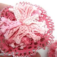 Macaron dentelle rose a coudre 2