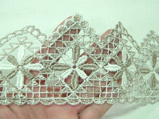 Macrame blanc ceruse ficelle fleur etoilee et zigzag 1