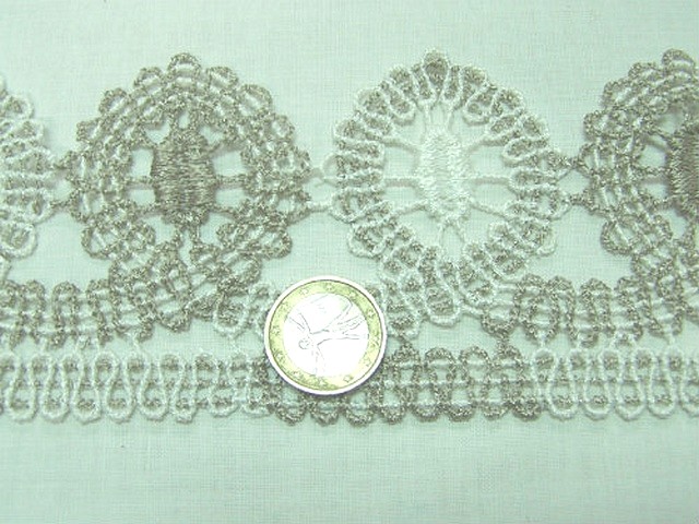 Macrame blanc ceruse grain de cafe et bouclette 2