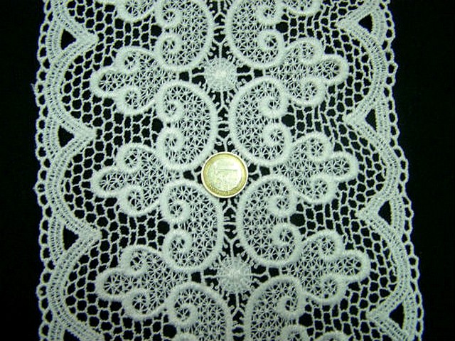 Macrame blanc quadrillage et panier 3